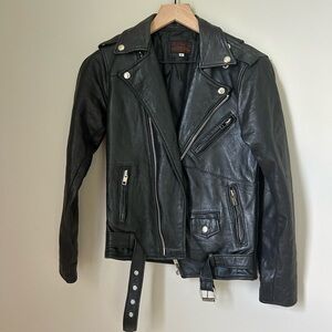 Black Leather Biker Jacket pele che coco